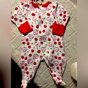 Wonder Nation Strawberry and Cherry Footie